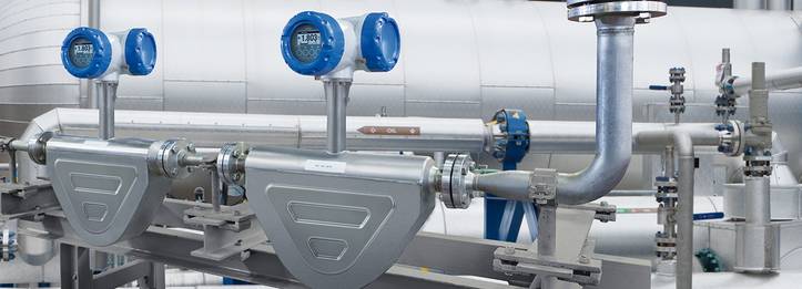 2 Coriolis mass flowmeter OPTIMASS 6400 in an application Image displaying 2 Coriolis mass flowmeter OPTIMASS 6400 in an application